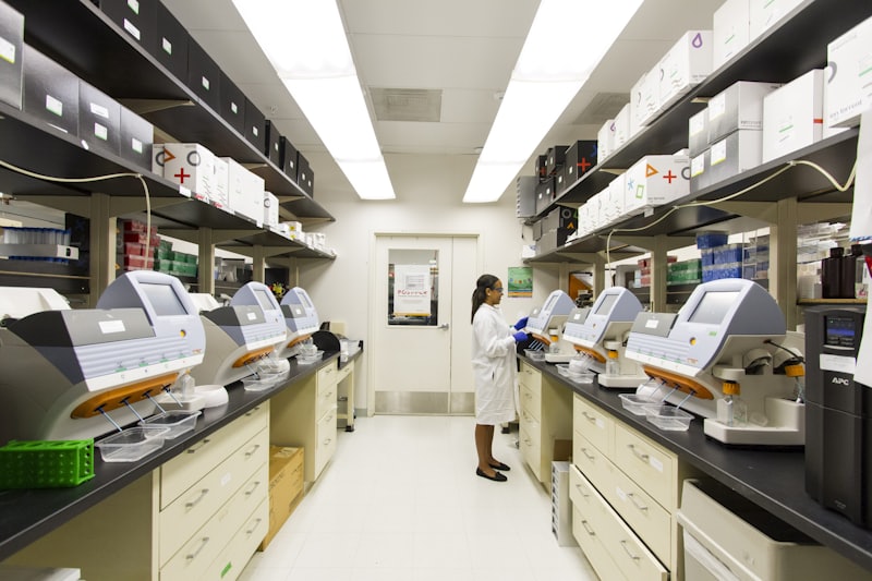 Genomic research laboratory